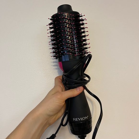 Revlon Hair Dryer Brush - Picture 5 of 7